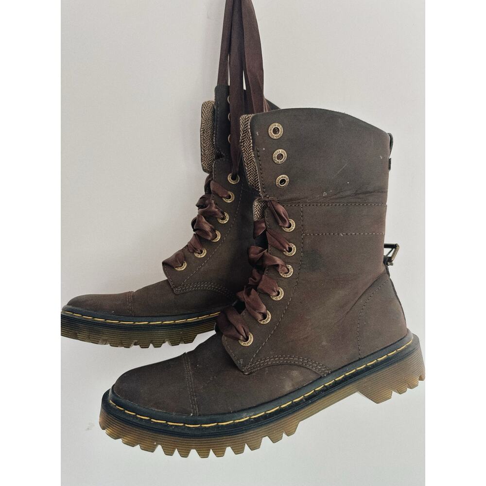 Dr. Martens Amilita Brown Nubuck Herringbone Tweed Combat Boots Women’s EUC